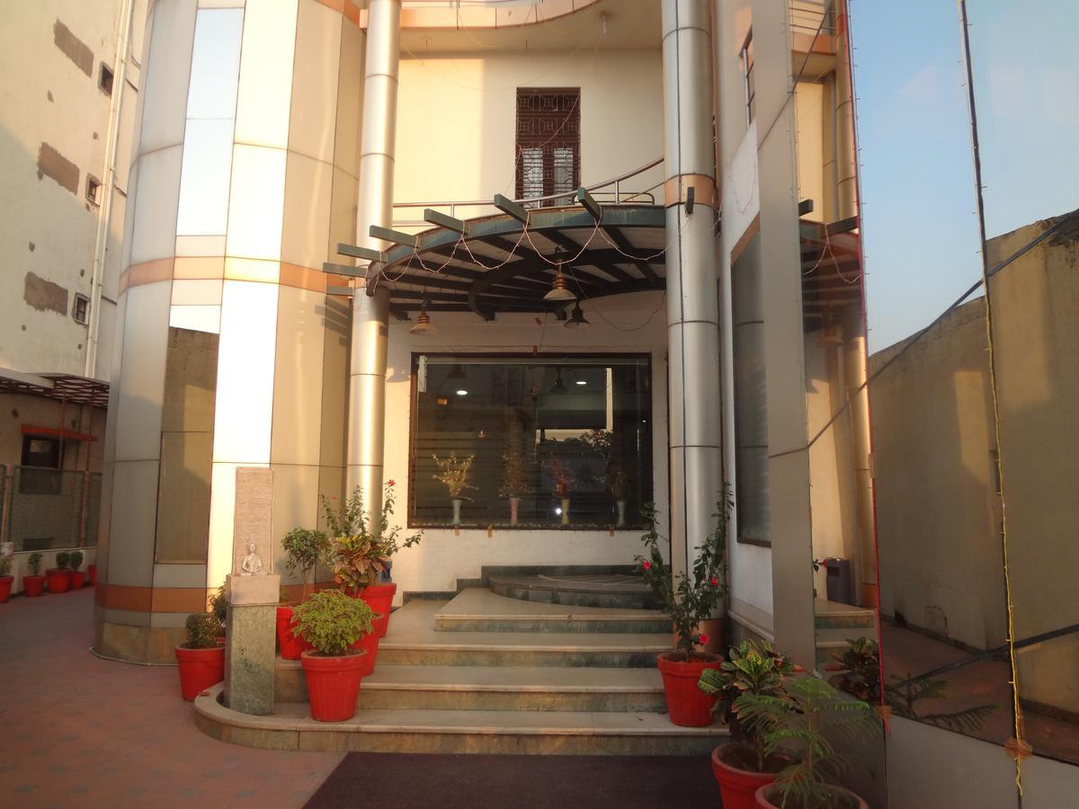 Hotel Airport Residency Ahmedabad Buitenkant foto